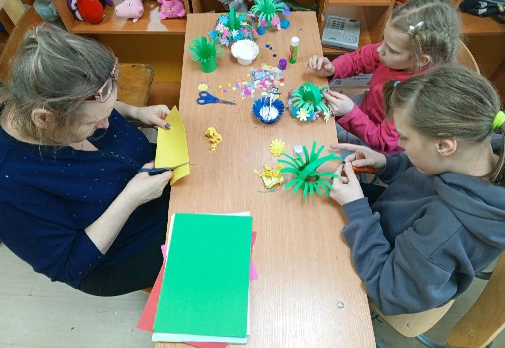 Мастер-класс по изготовлению подарков
     В преддверии Международного женского  дня 8 марта в нашем