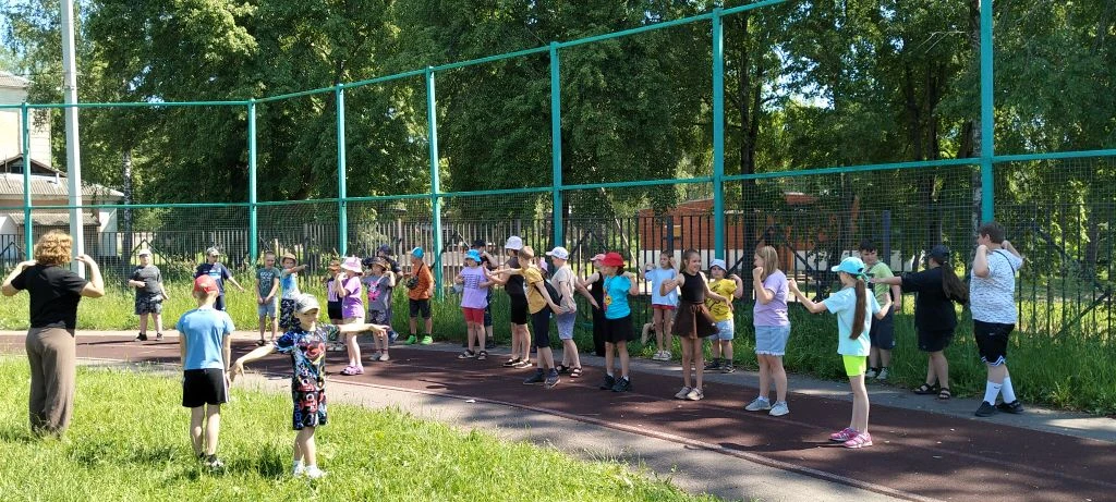 Восьмой день летнего лагеря прошёл весело и творчески! ☀️

Сегодня ребята снова зарядились позитивом