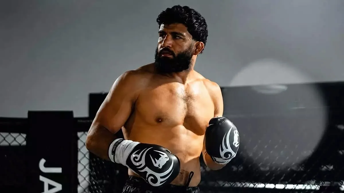💬 Царукян: «Бокс сложнее ММА»

Бывший тяжеловес UFC Брендан Шауб недавно высказал мысль о том, что 