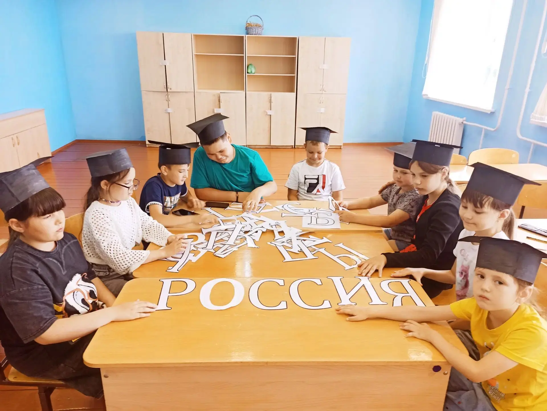 ☀ В пришкольном лагере прошел  географический квест «Широка страна моя родная».

🌎В рамках тематиче