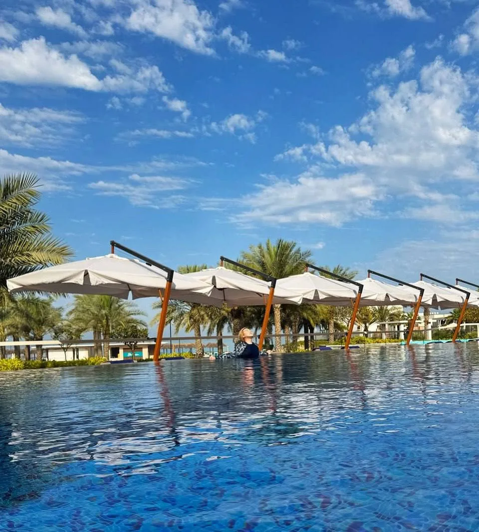 Про🔥 Aкцию на INTERCONTINENTAL в ОАЭ на каникулы октября, ситуация такая:

Вторые каникулы с вылето
