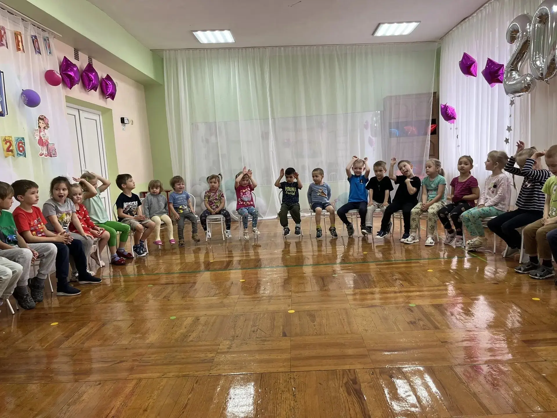 В детском саду 26 состоялся концерт композитора из Санкт-Петербурга Владимира Вершинина "Летнее наст