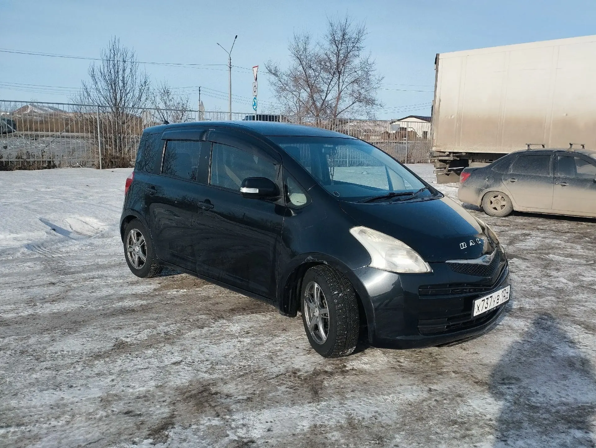 Продам Тойота Рактис, 2006
В хорошем техническом состоянии.
Я собственник!
Все фильтра, масла, свечи