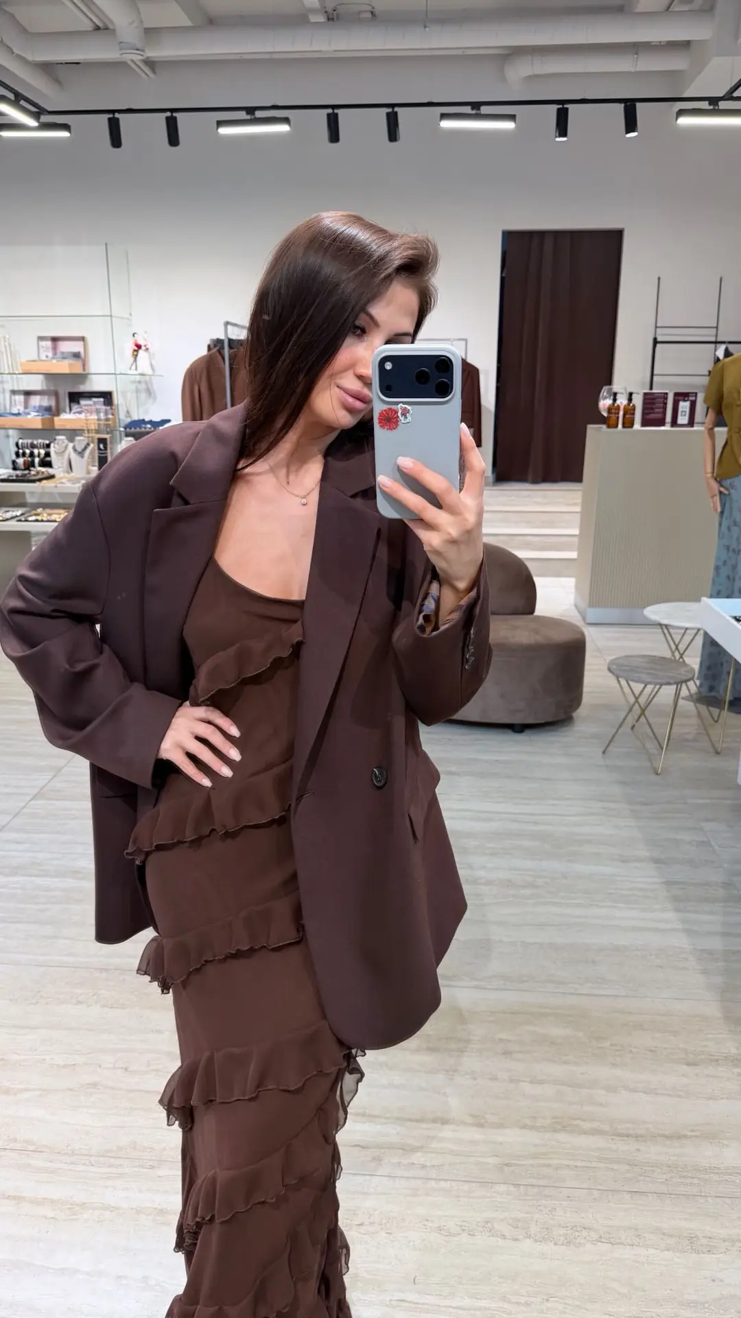 Дорогие дамы🤍
Платье: «Spanish Woman» 
Размерный ряд: 40-42,44-46,48-50,52-54.

цвета: шоколад, бак