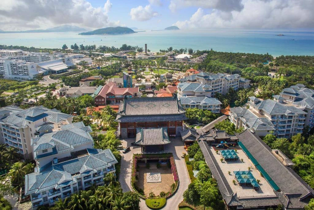 🇨🇳Китай , Хайнань🇨🇳
✈️из Екатеринбурга
🍴НВ - Завтраки и ужины 

🏨 Sanya Yalong Bay Swiss & Mer