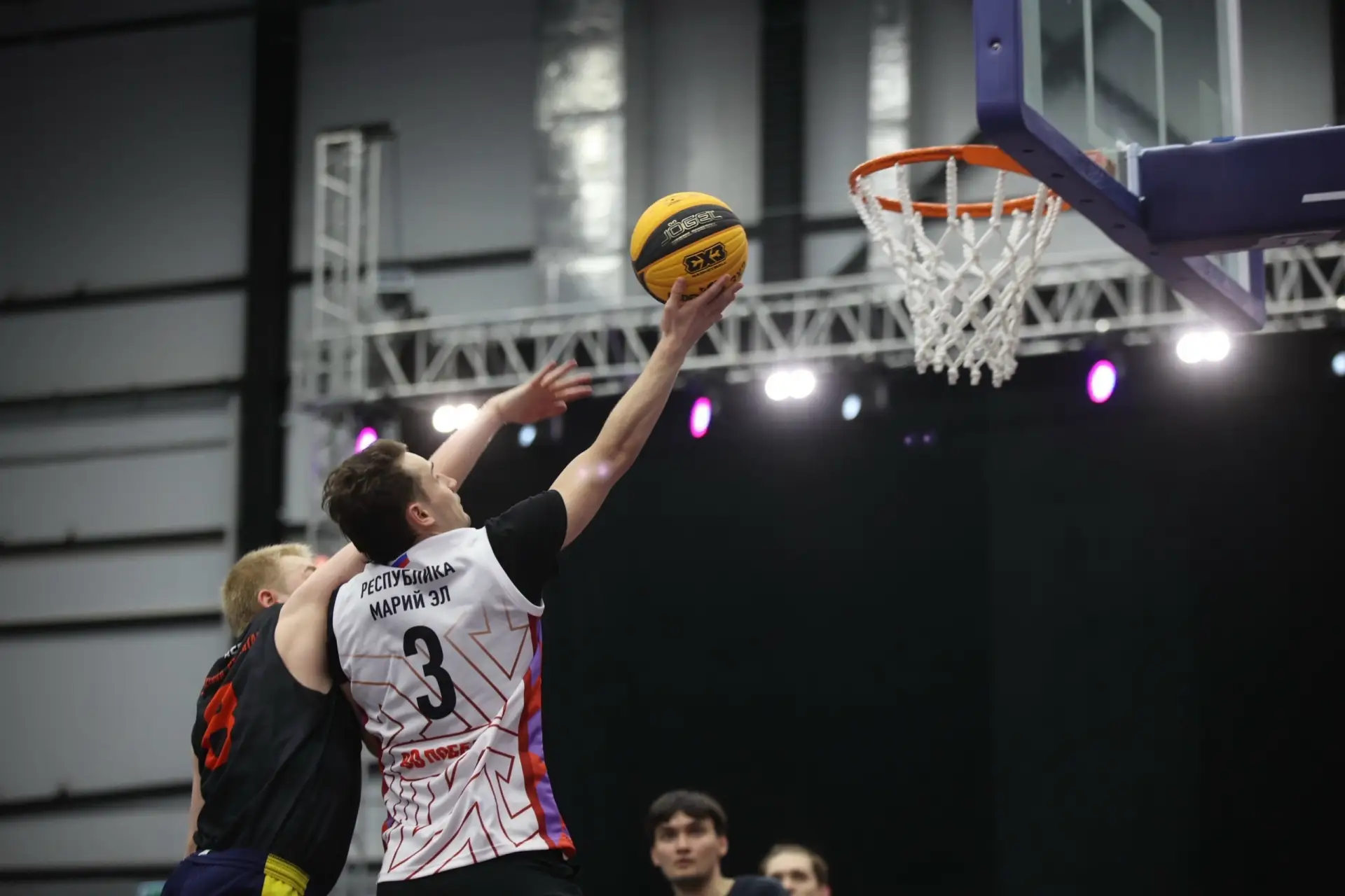 🏀 Марий Эл отправится на суперфинал ПФО по баскетболу 3х3!

С 25 по 28 июня в Перми соберутся 28 си