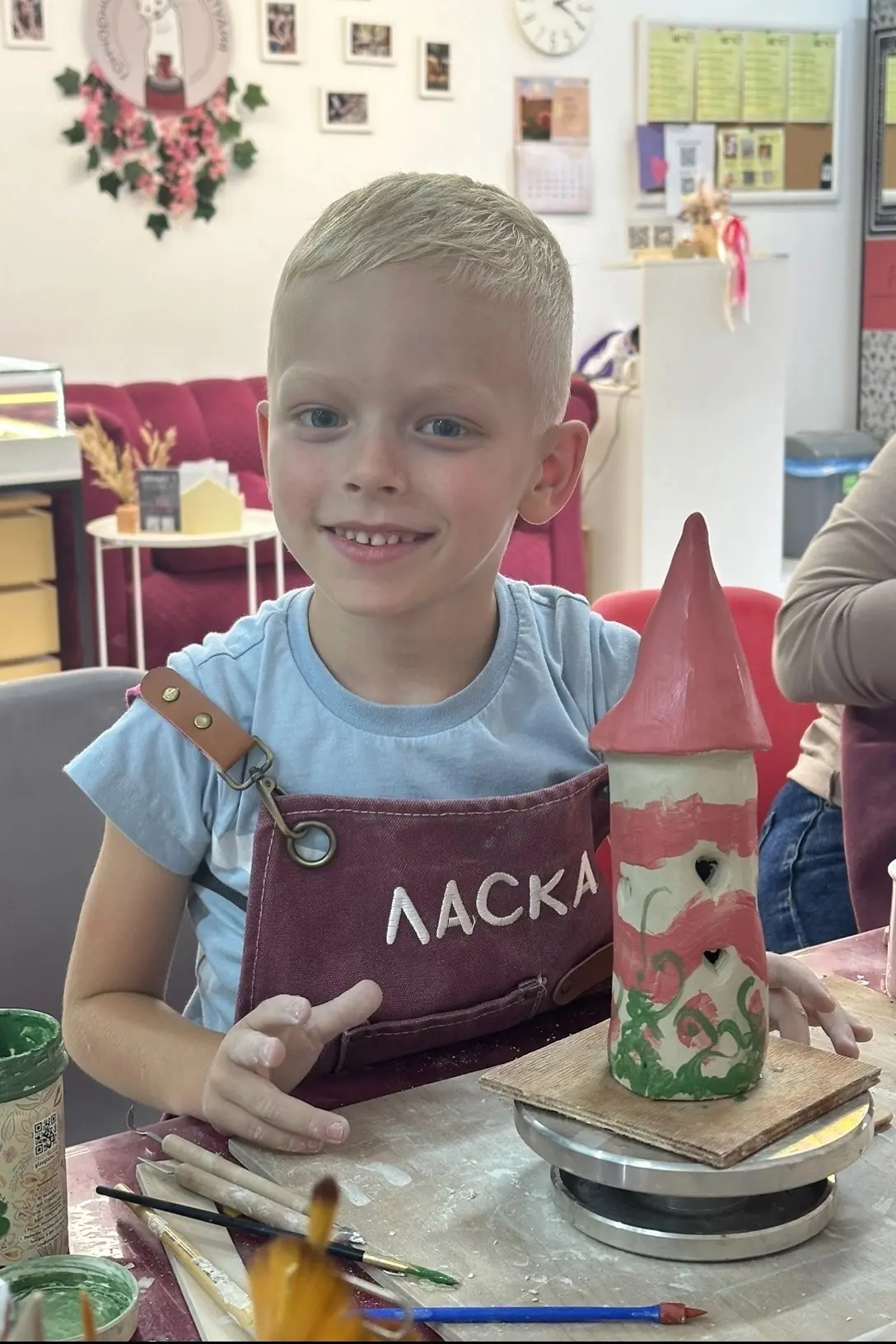 ДЕТСКИЙ ЛАГЕРЬ 

1 смена: 15 - 19 июня, дети 7-10 лет
2 смена: 17 - 23 августа, дети 10-13 лет

Детс