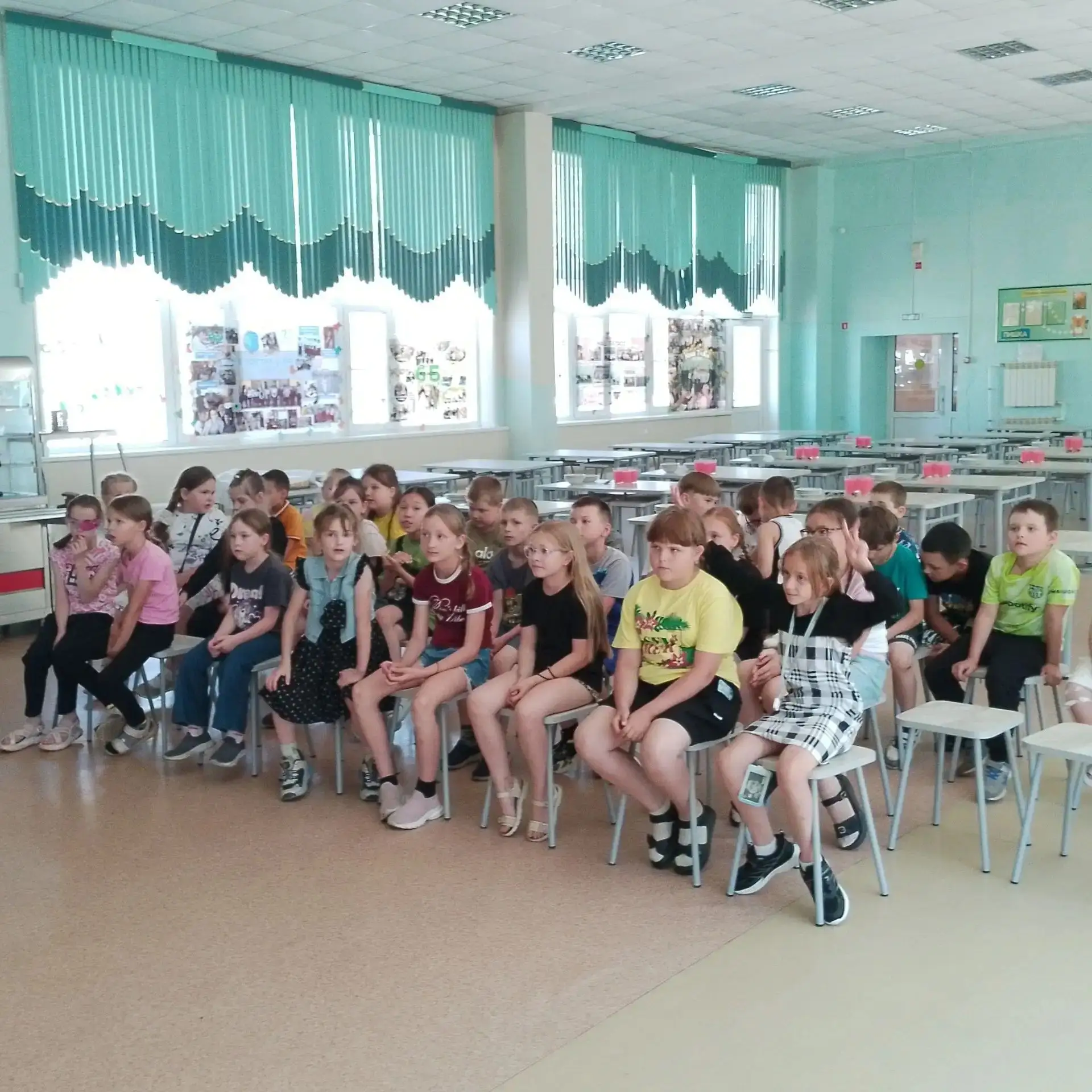 Закрытие первой смены городского оздоровительного лагеря: яркая точка в летних каникулах! ☀️🎬

Сего