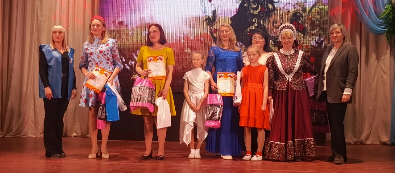 🌸23 апреля в Центральном доме культуры🏛️ состоялся VI Окружной конкурс среди жительниц округа «Душ