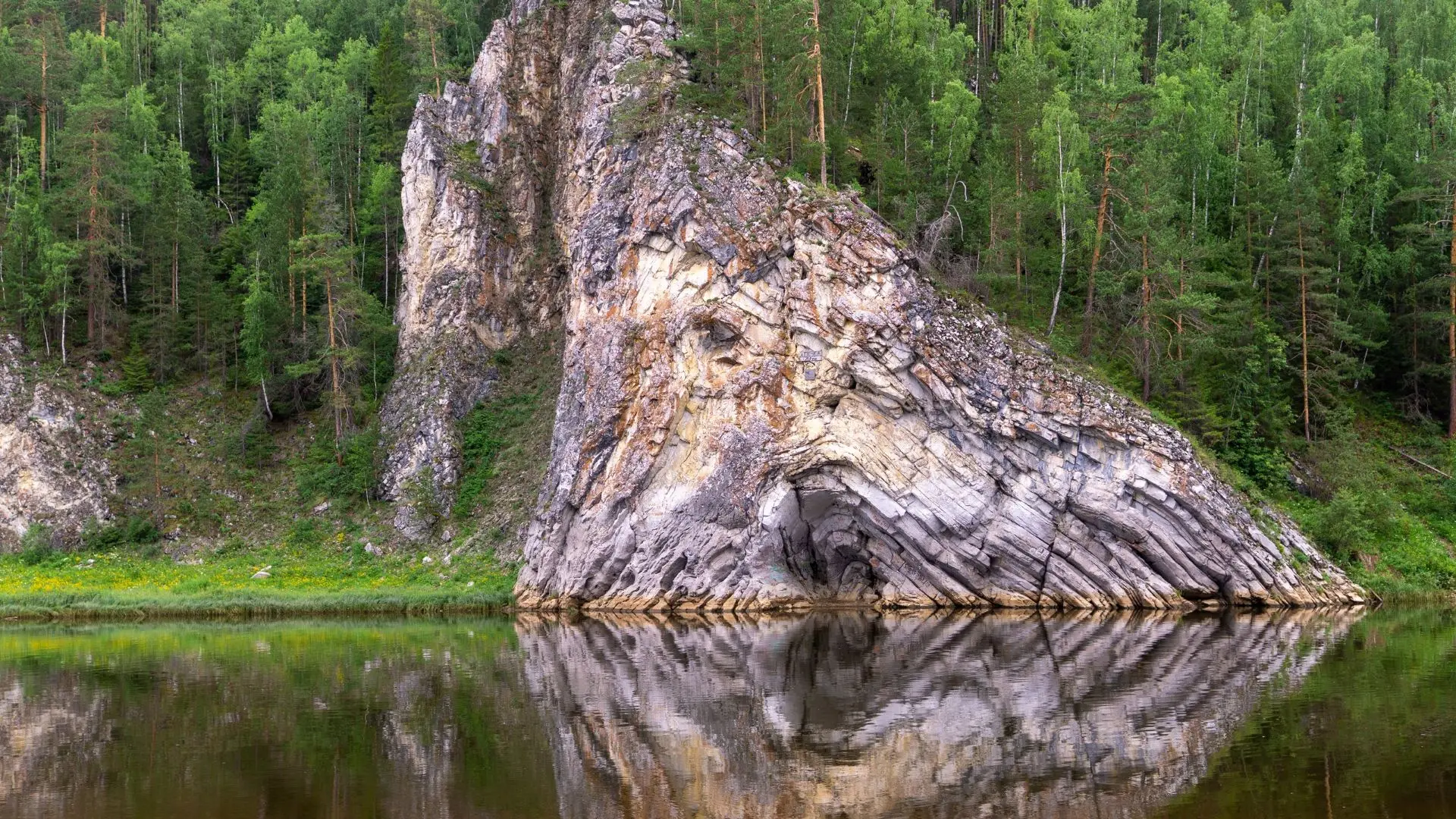 Внимание ❗️Хотите отдохнуть от городской суеты, насладиться живописными видами Урала в отличной комп