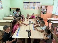 «День Донского поля»: школьники узнали, какой путь проходит хлеб до нашего стола
4 июня на досуговой