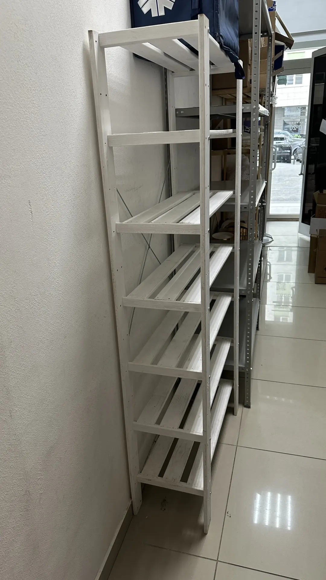Продам стеллажи дерево , IKEA . 
Цена : 
Из трех секций некрашеный 3500₽
(1600*2400*300 мм) 
Из одно