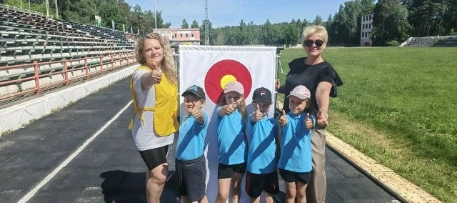 "Семицветик" на "Играх народов России": Атомная дружба и спортивный дух! ⚛

🤗️Воспитанники из здани