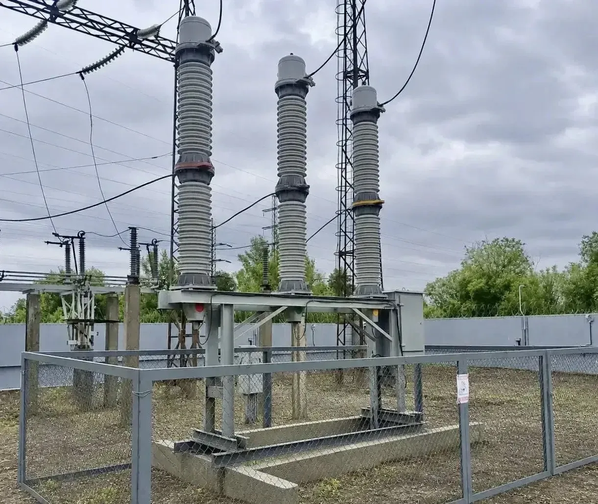⚡️💡#РоссетиЛенэнерго повысили надежность электроснабжения более 2️⃣5️⃣ тысяч жителей Гатчинского ра
