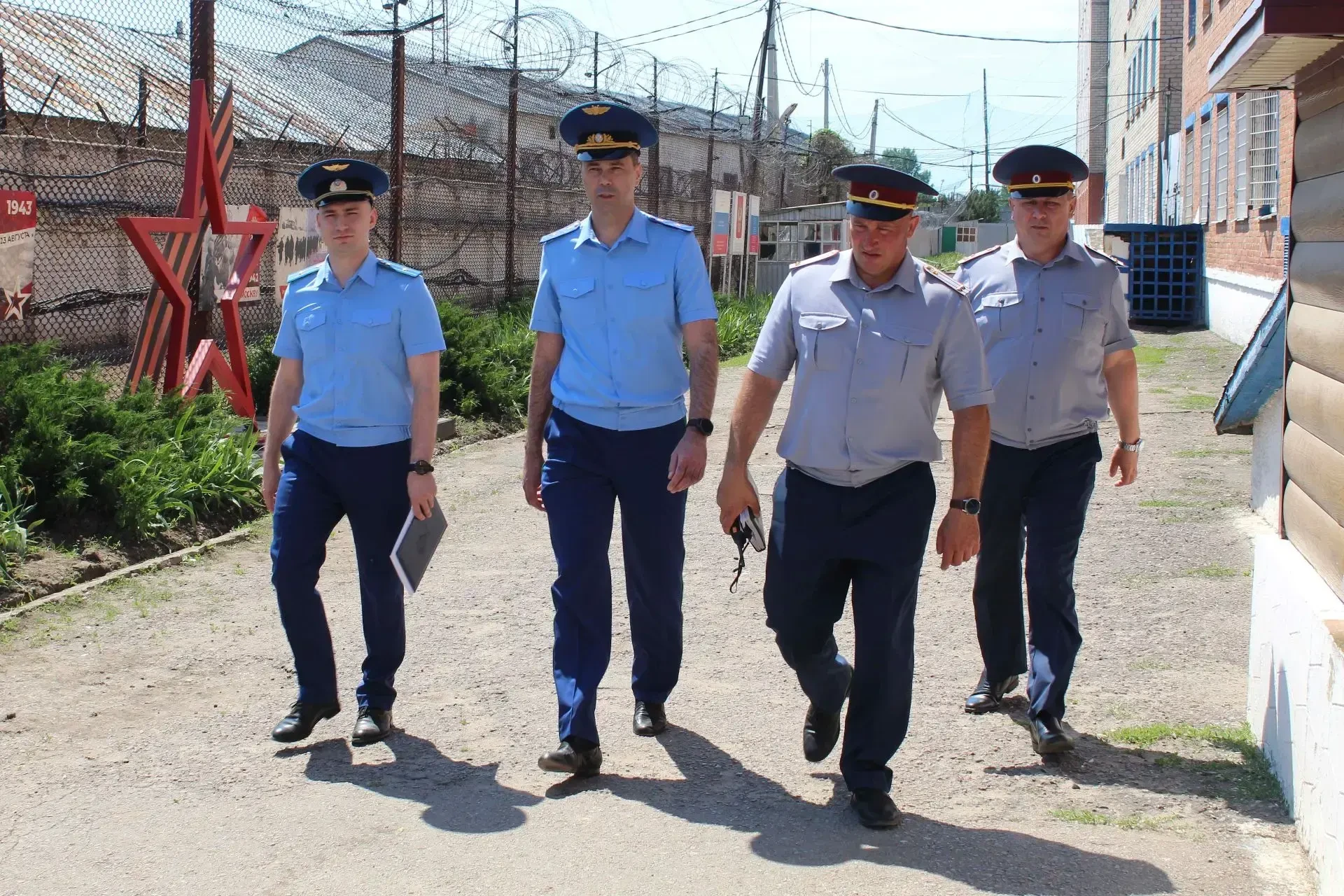 Представители прокуратуры Воронежской области проверили соблюдение законодательства в ИК-8 города Ро