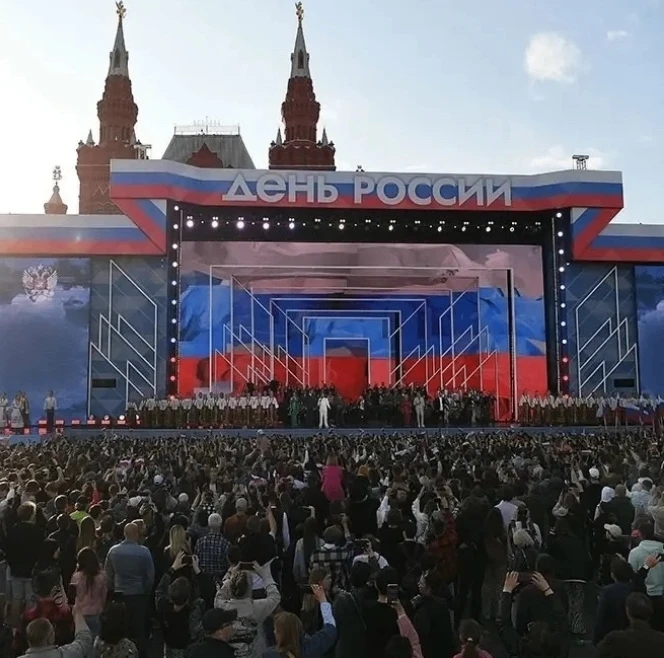 Впервые за последние 23 года на Красной площади не состоится концерт ко Дню России..
По данным MSK1,