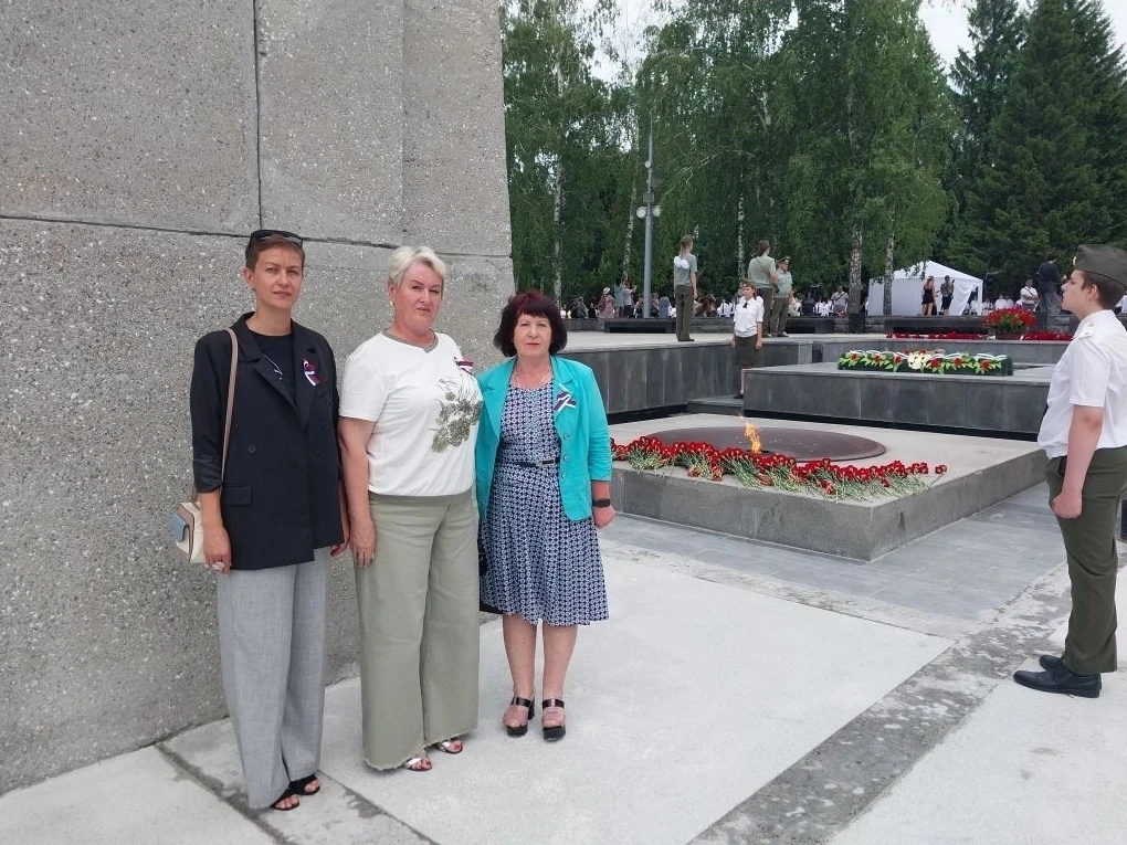 «Сибирь — территория мужества». Наши специалисты — в центре событий 🧭

11 июня в Новосибирске прошё