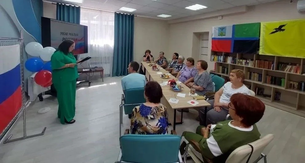 Ежегодно 12 июня наша страна отмечает один из самых молодых, но уже глубоко почитаемых государственн