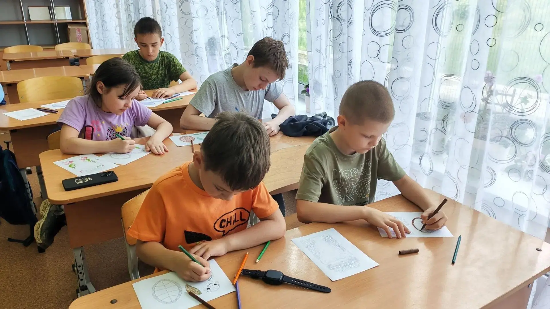 🔥Двенадцатый день в школьном лагере школы № 21: кино, творчество и черепашки! 

Вот и пролетел ещё 