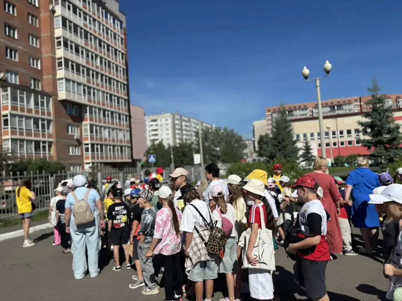 ⛑️«День медицинского работника». Сегодня ребята отправились в кинотеатр, посмотрели фильм🎬 «Дени и 
