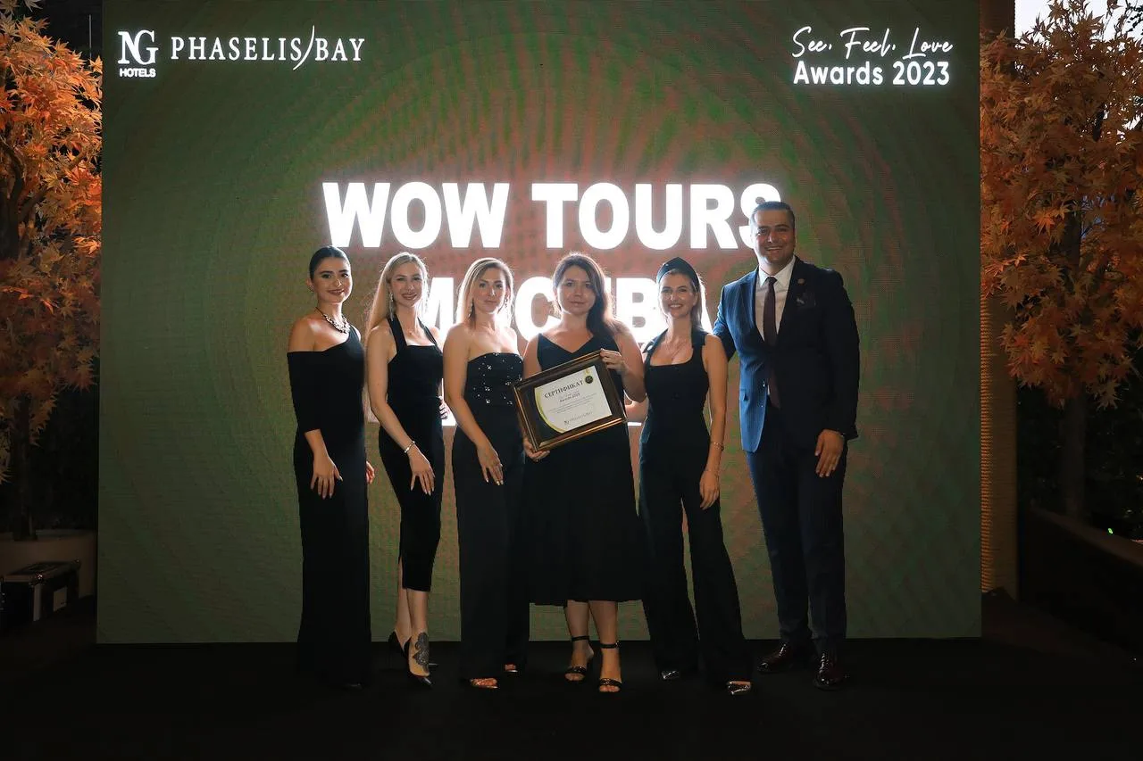 Думаю о том, почему люди возвращаются к нам снова.
Не потому что WOW Tours — самое известное агентст