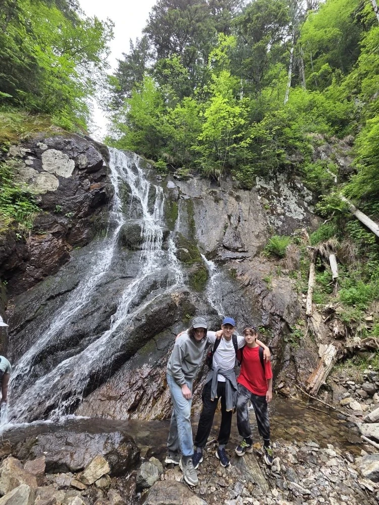 🌳🌲Поход к Алексеевским водопадам: вторая группа в деле!

👣Друзья, а вот и вторая группа воспитанн