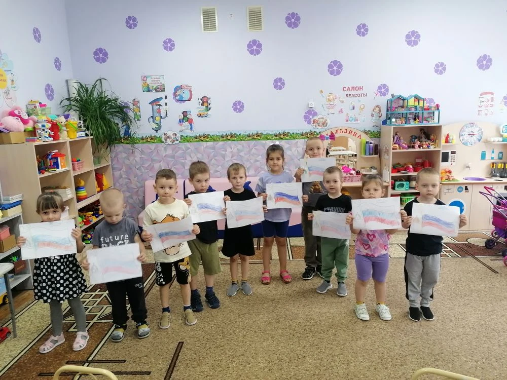 В нашем детском саду прошла познавательная тематическая неделя, посвященная теме 'Россия: Родина моя