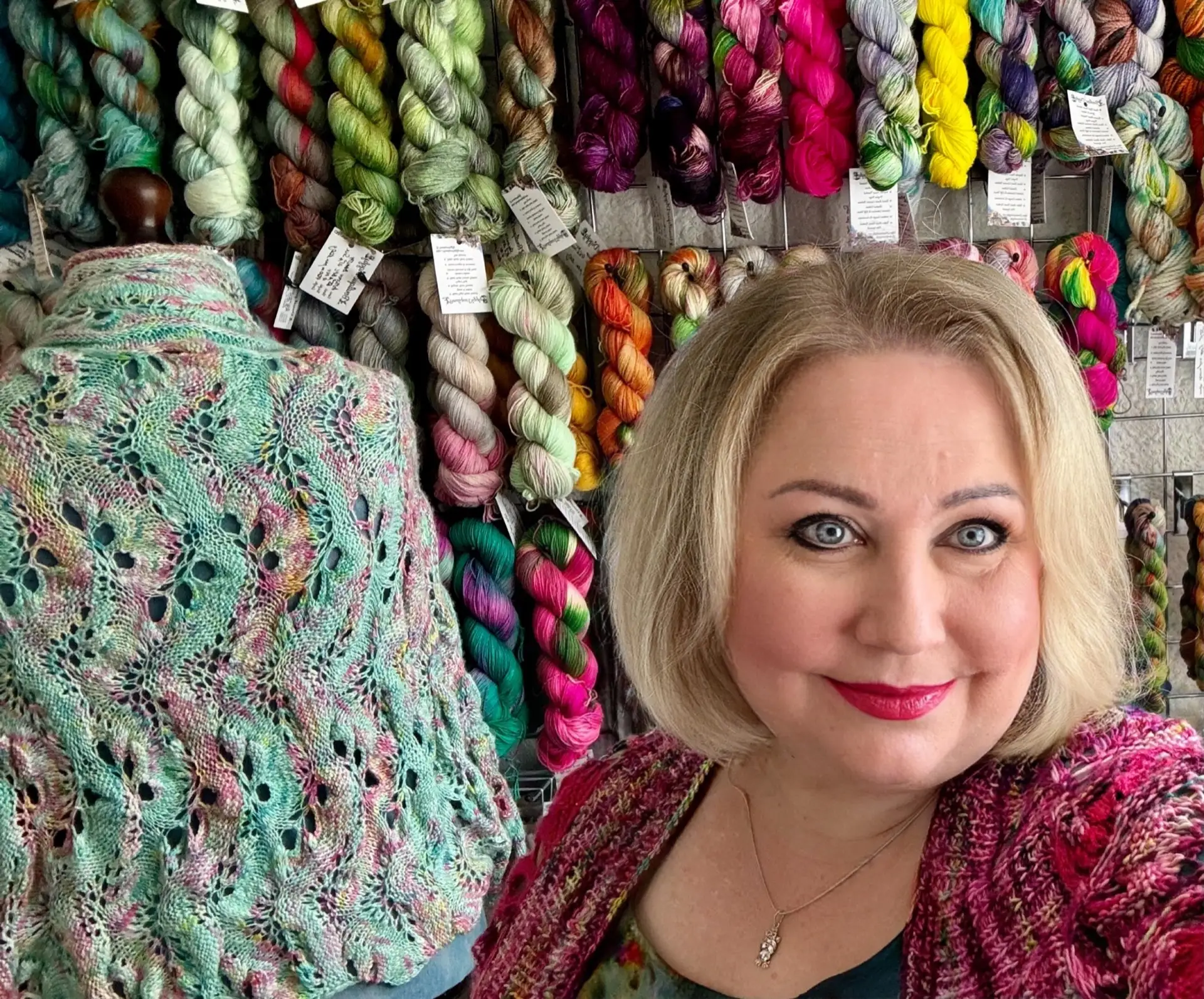 🧶Каждый Выбирает Для Себя🧶
Пришло время опубликовать список всех моих социальных сетей📱
Их нескол