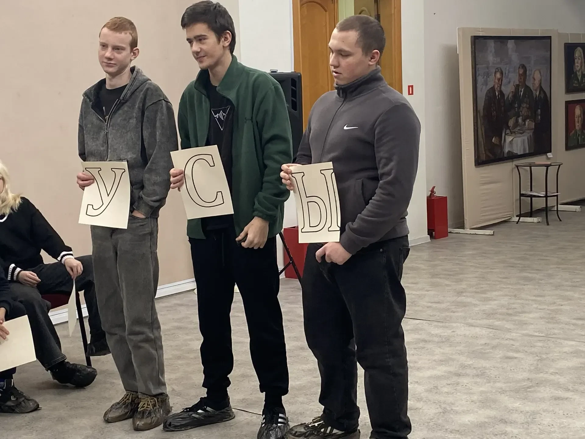 Работники библиотеки им. М.А.Шолохова, в рамках проекта "Пушкинская карта", провели информационно – 