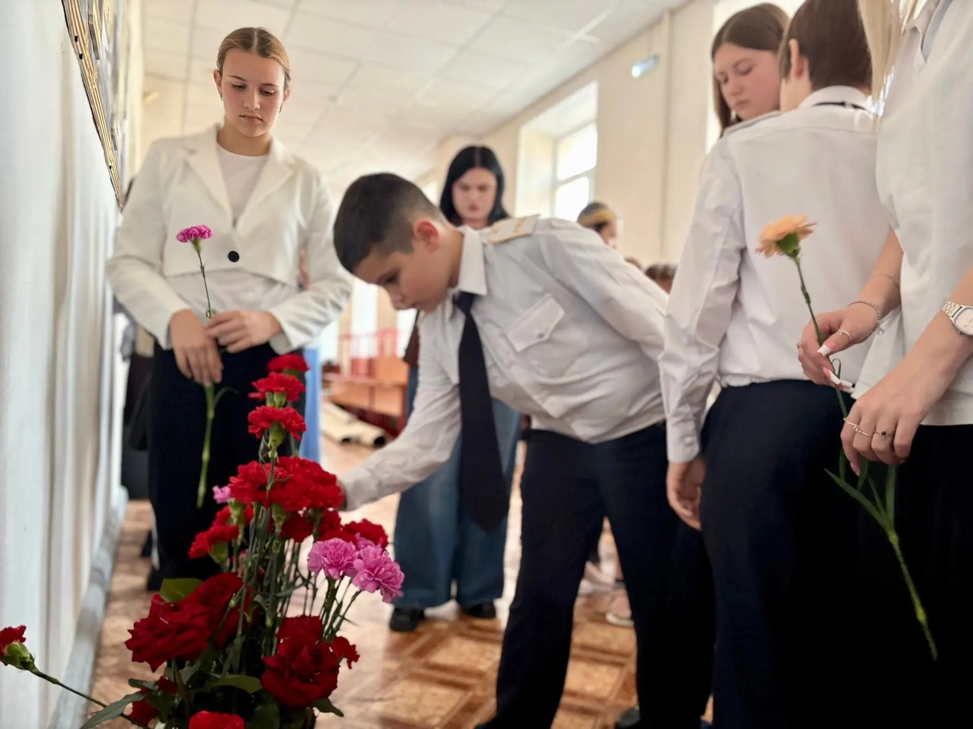 День памяти и скорби 🥀

🕯️ 22 июня, в День памяти и скорби, в нашей школе состоялся митинг, посвящ