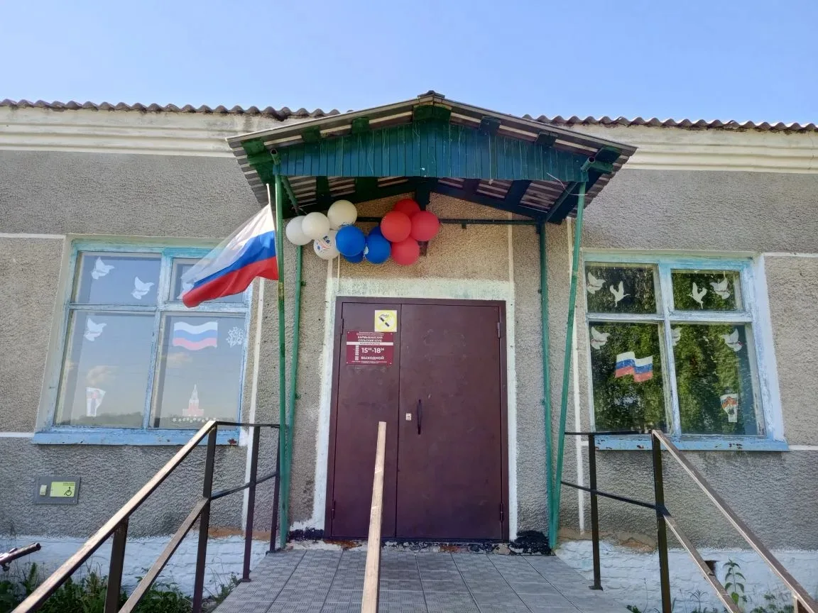 Кармышакский СК присоединился к акции "Окна России"
#РодинойГоржусь #Росмолодежь #Новосибирь #МыВмес