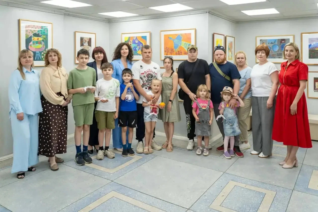 «Герои вчера, сегодня, завтра»
 
 ✅В Музее детского изобразительного искусства народов Сибири и Даль