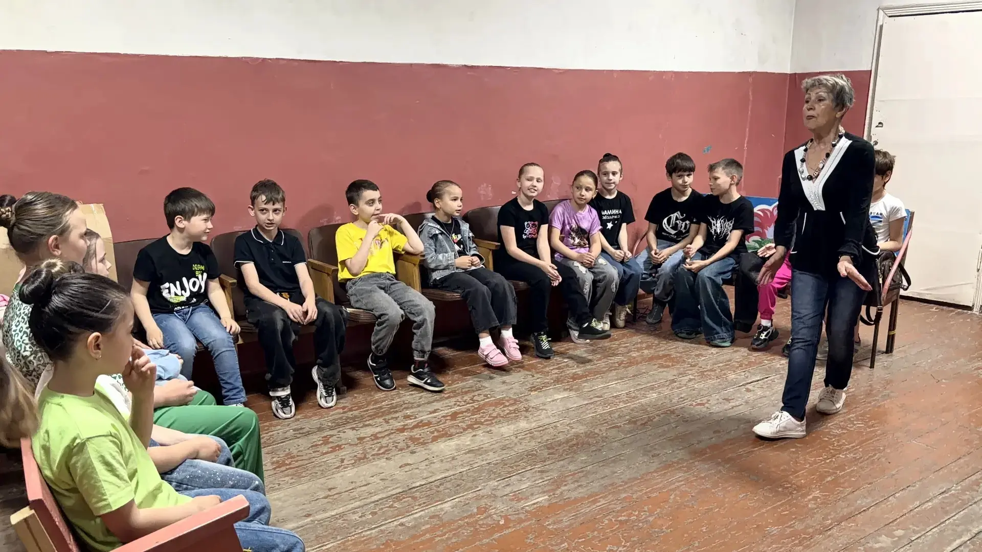 Праздник «Счастье, солнце, дружба – вот, что детям нужно», посвящённый Дню защиты детей пошел в Обра