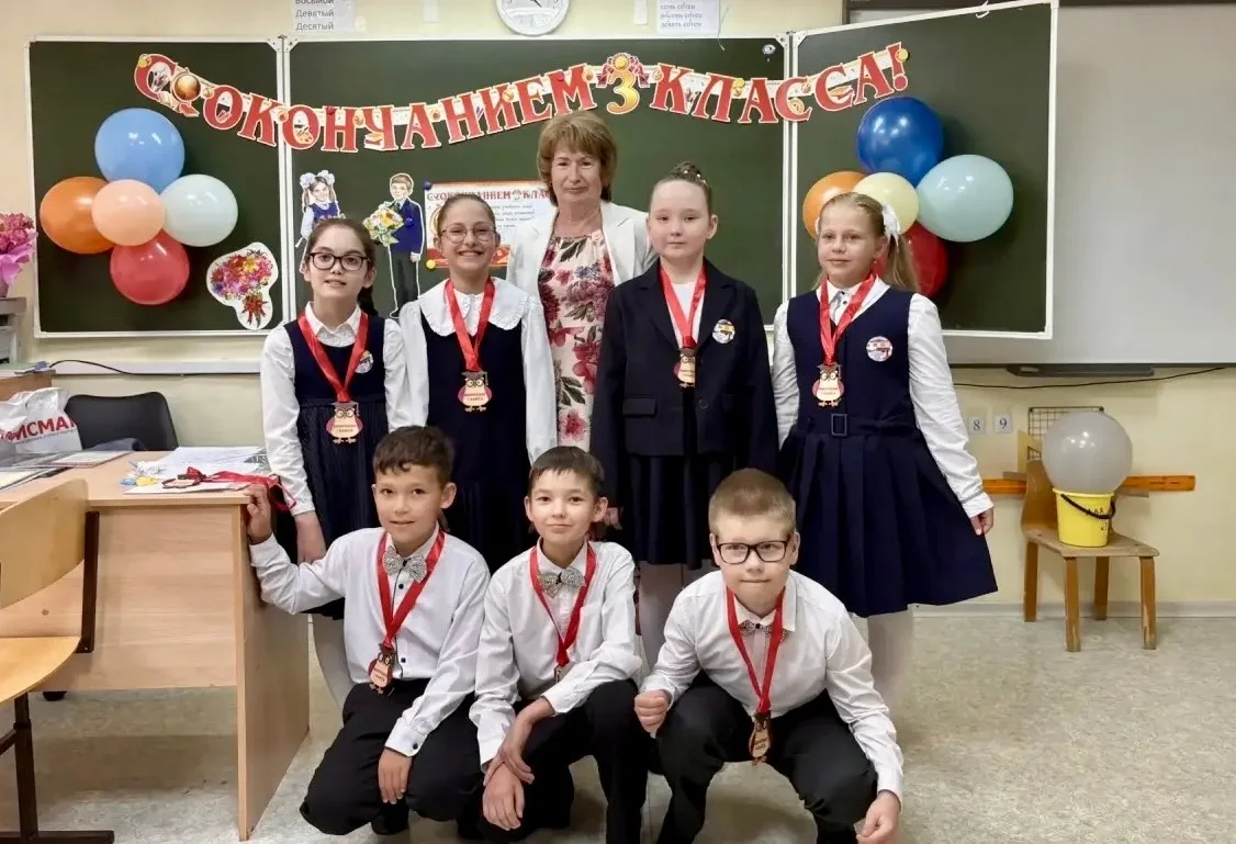 Классный час в 3 «А» классе. 

🎓После праздника «Здравствуй, лето! Последний звонок-2026!» ученики 