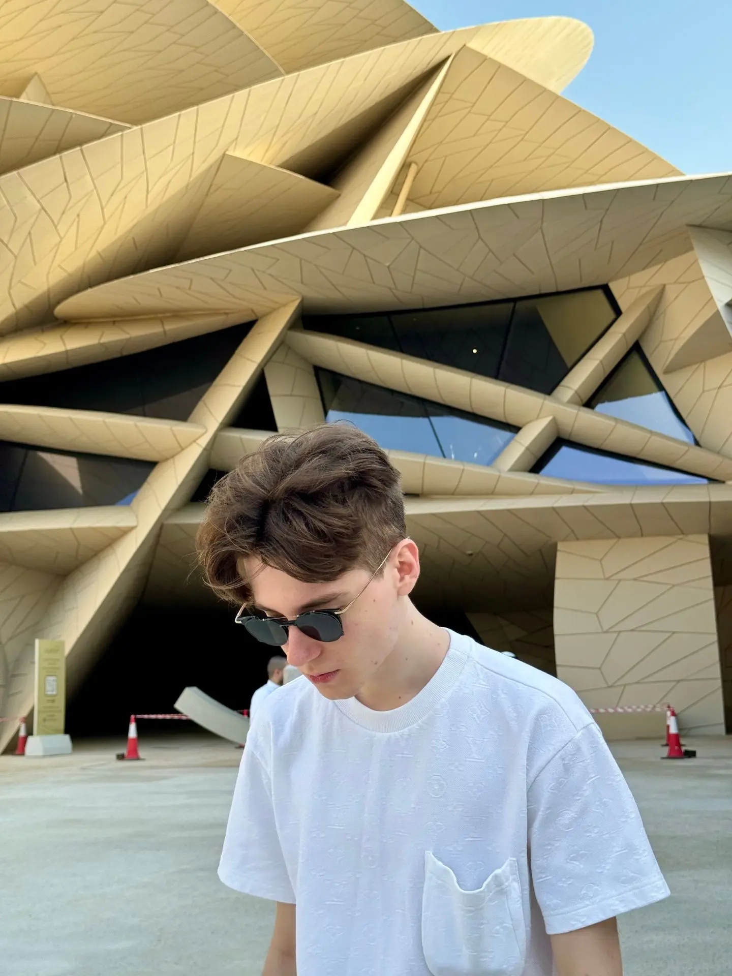 🕶