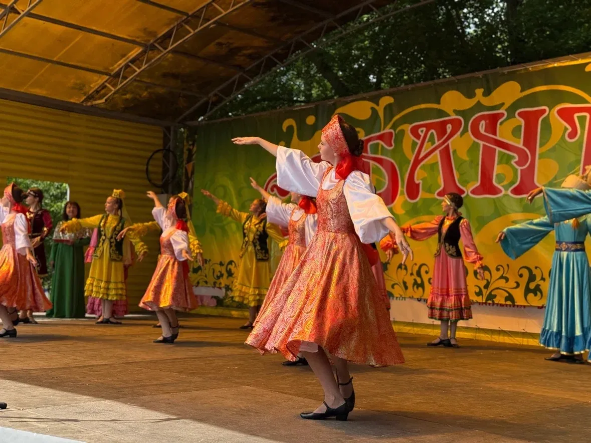 Шестое июня. Орский сабантуй. Мгновения.