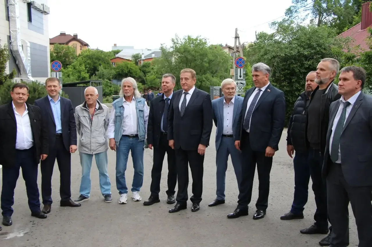 Сегодня поблагодарили всех, кто принимал и принимает участие в строительстве и обустройстве Воронежс