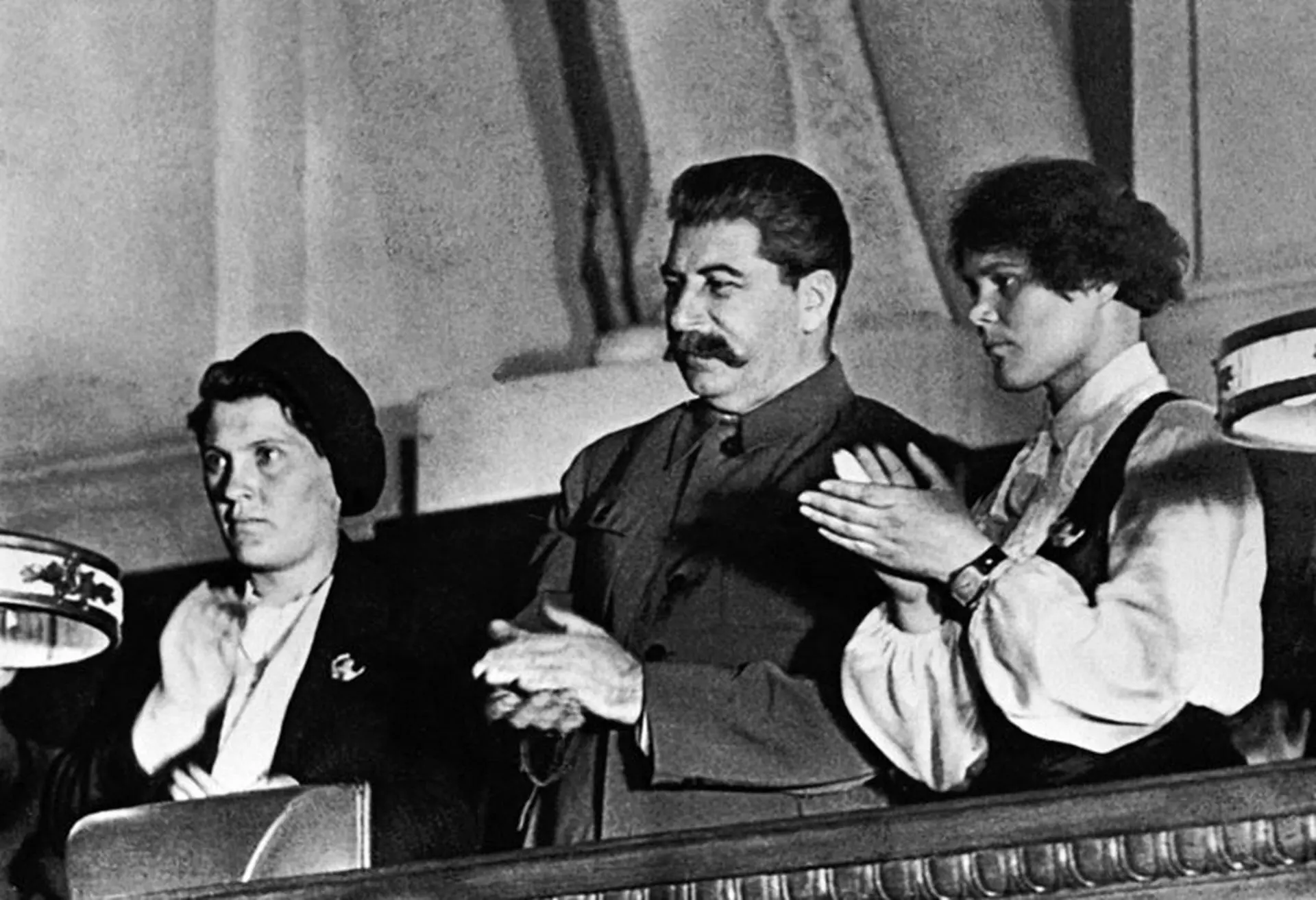 Помните, мы как-то рассказывали вам о том, как в советском декоративно-прикладном искусстве была уве