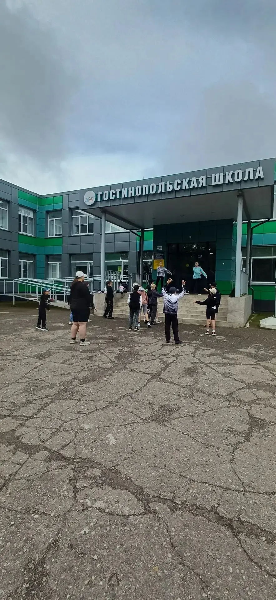 Пятнадцатый день смены!
⚽🏸🚲

В нашем лагере развернулся настоящий фестиваль! 
В честь Дня бабочек 