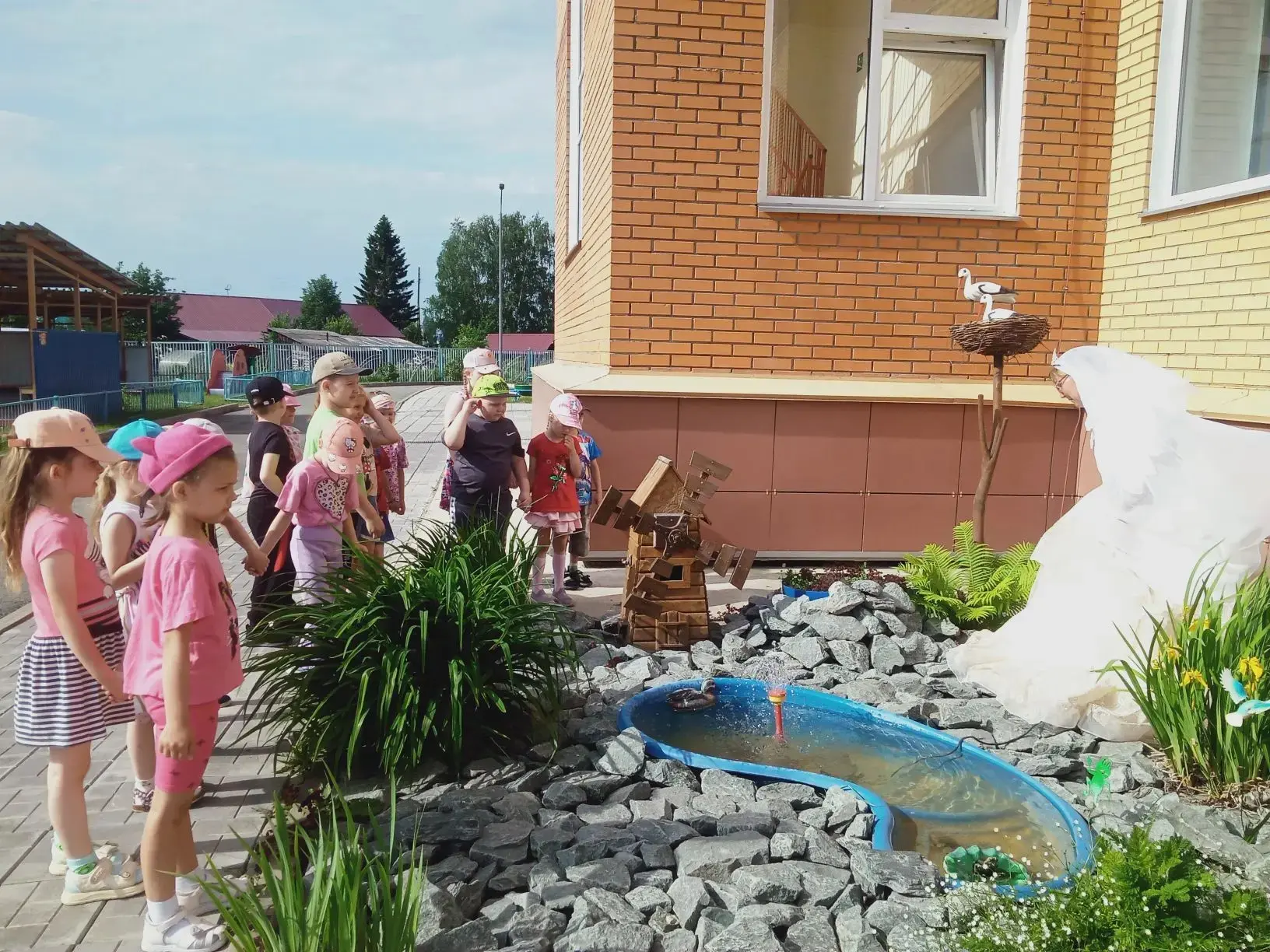 В группе "Знайки" детского сада "Сказка" под руководством воспитателя Трибуналовой Галины Алексеевны