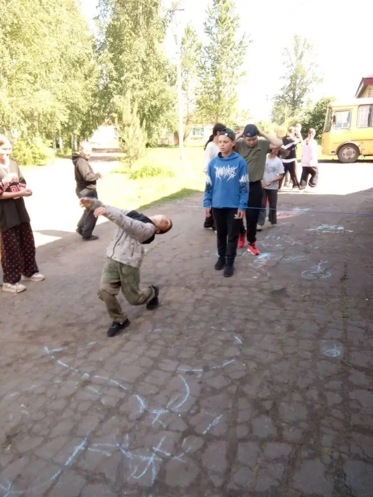 Хотите узнать, как прошёл спортивный день в нашем лагере? 
3 июня мы устроили незабываемый день, пол