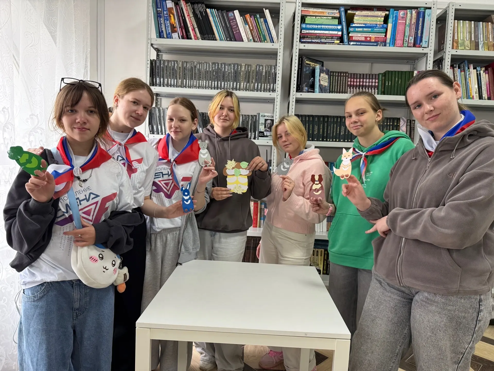 🌊Гуськова София и Крюков Андрей вернулись из лагеря «Наставник» ВДЦ «Смена» 😍

🌴🌴Он расположен в