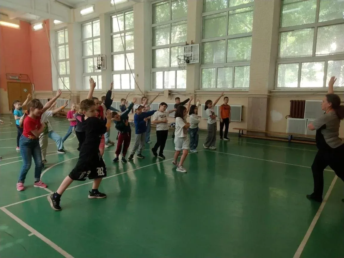 Педагоги структурного подразделения «Истоки» Дворца творчества детей и молодёжи проводят творческие 