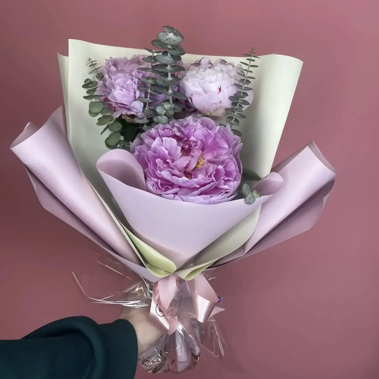 ВАШИ ЗАКАЗЫ 😍

Вот несколько букетов, которые уже радуют своих обладателей.
Хотите такой же?

Цена,