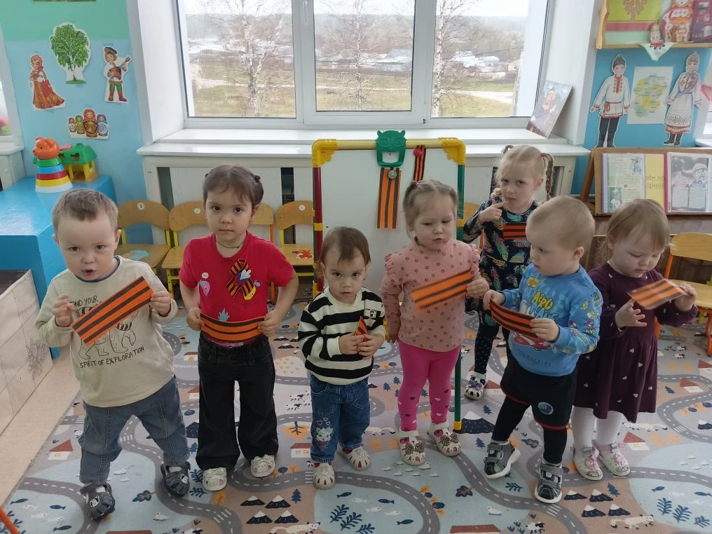 🎗️ Мастер-класс «Георгиевская лента»

В группе «Солнышко» прошел патриотический мастер-класс.  Ребя
