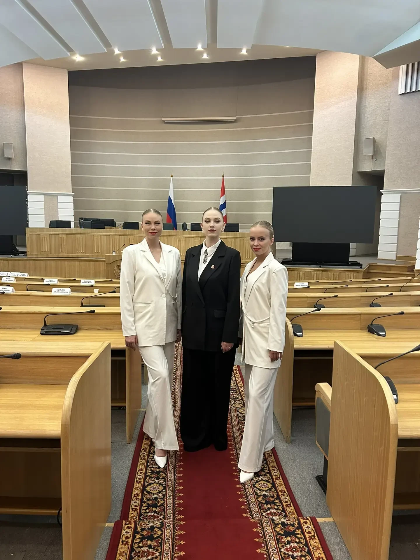 #Сибиряк_мероприятия
 
В Правительстве Омской области состоялось расширенное заседание коллегии Мини