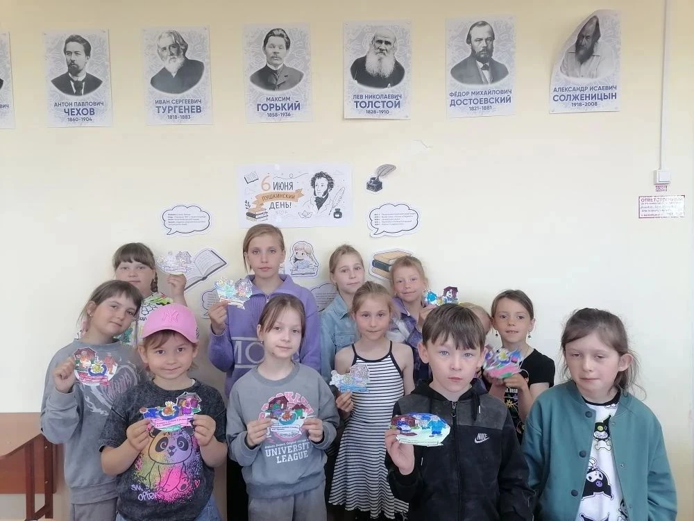 Ежегодно 6 июня, в день рождения великого поэта, в России отмечается Пушкинский день.
5 июня в летне
