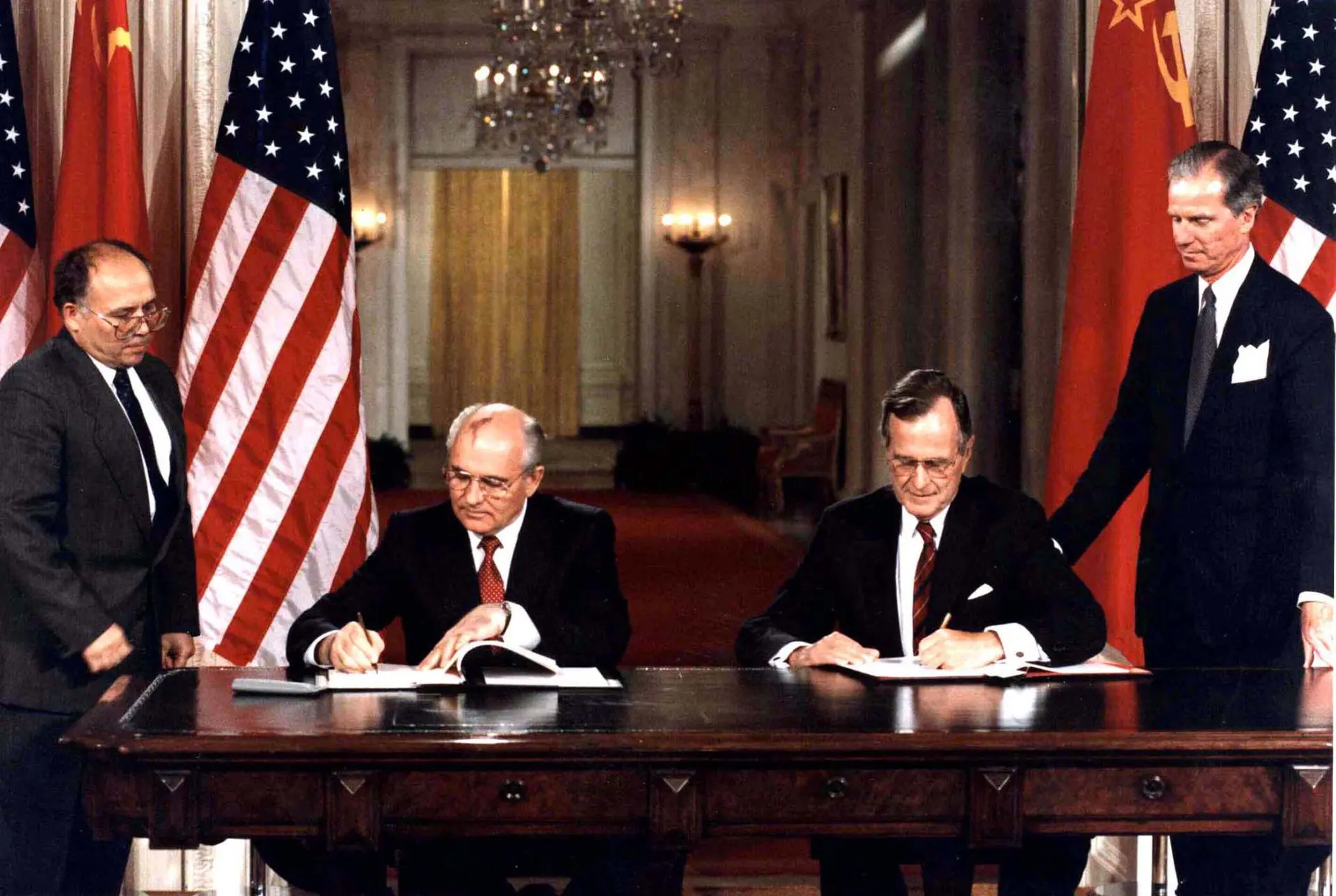 30 июля 1991 года в Москве начался рабочий визит 41-го президента США Джорджа Буша-старшего в СССР. 