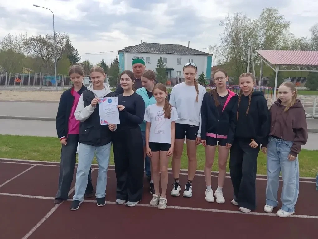 Поздравляем 👏👏👏 команду девочек старшей школы с 3️⃣ местом в муниципальной традиционной легкоатле
