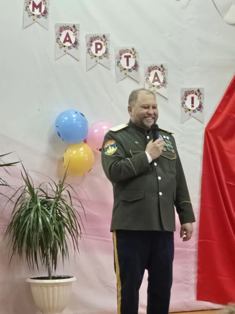 Как это было: тёплый праздничный концерт к 8 Марта 🌷

Друзья,  в нашей школе произошло маленькое чу